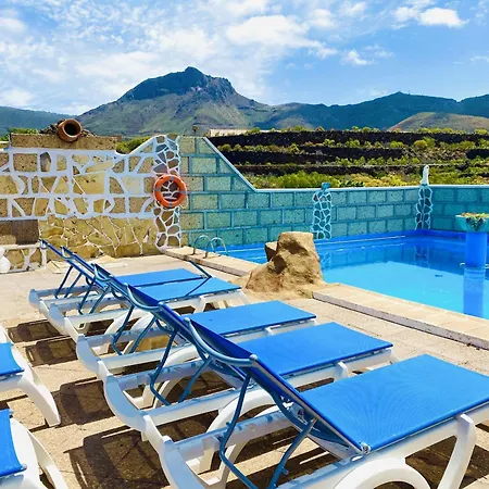 Holiday home A-nueva! Magec Vip Jacuzzi Privado Buzanada